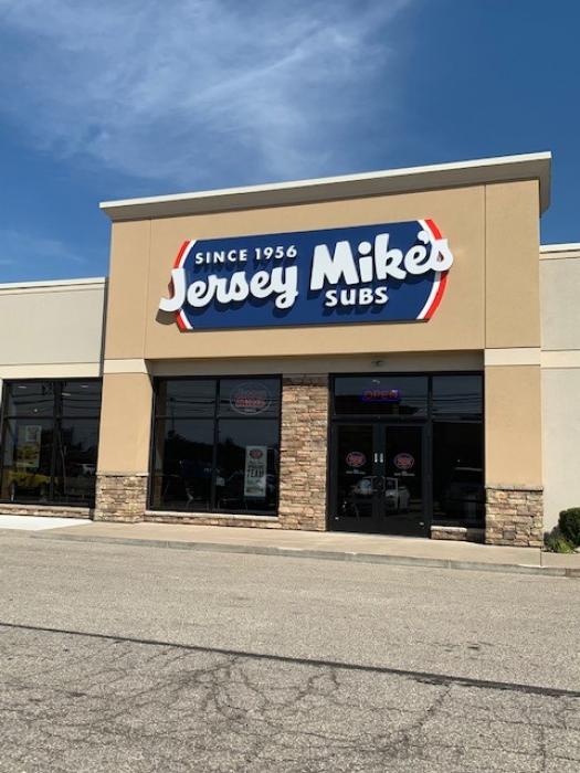 Jersey Mikes Exterior